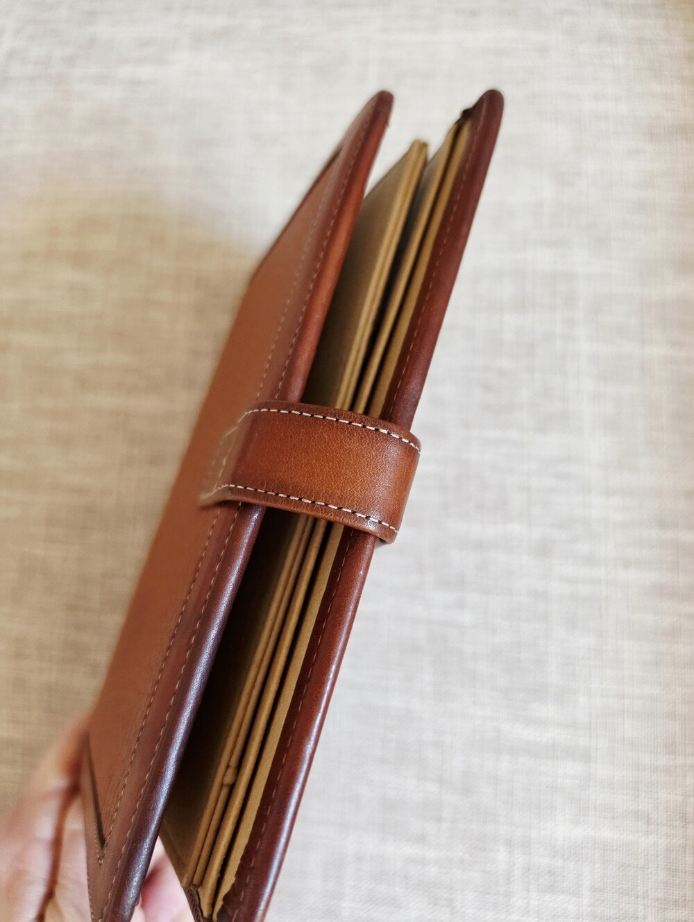Dooney & Bourke Vintage Agenda Planner Organizer, AWL, 7.5 x 5 - Picture 6 of 11